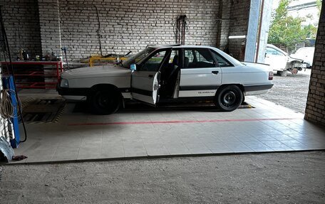 Audi 100, 1989 год, 250 000 рублей, 6 фотография