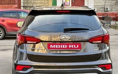 Hyundai Santa Fe III рестайлинг, 2017 год, 2 450 000 рублей, 5 фотография