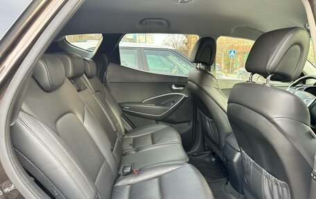 Hyundai Santa Fe III рестайлинг, 2017 год, 2 450 000 рублей, 14 фотография