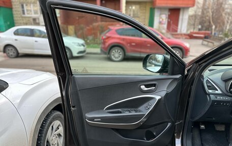 Hyundai Santa Fe III рестайлинг, 2017 год, 2 450 000 рублей, 23 фотография