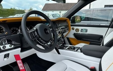 Rolls-Royce Cullinan, 2022 год, 35 178 084 рублей, 8 фотография