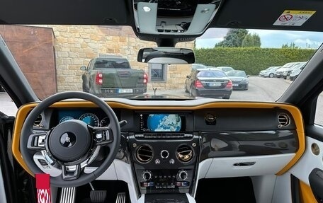 Rolls-Royce Cullinan, 2022 год, 35 178 084 рублей, 7 фотография