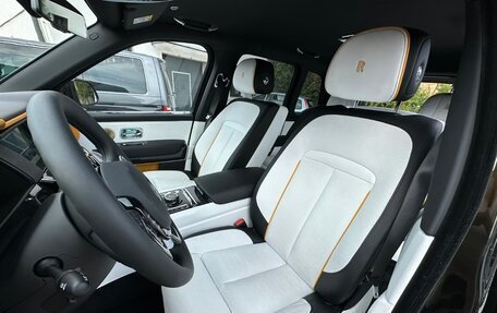 Rolls-Royce Cullinan, 2022 год, 35 178 084 рублей, 10 фотография