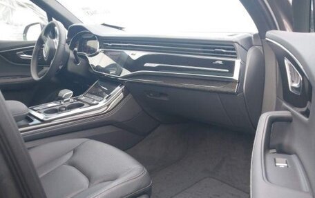 Audi Q7, 2025 год, 5 000 000 рублей, 6 фотография