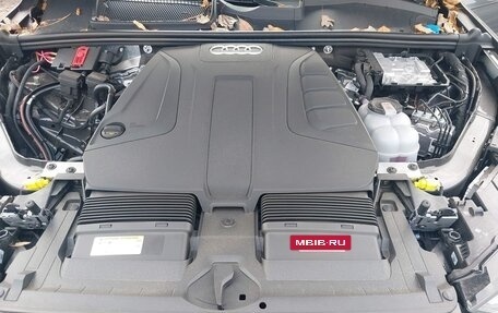 Audi Q7, 2025 год, 5 000 000 рублей, 10 фотография