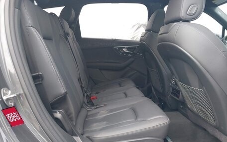 Audi Q7, 2025 год, 5 000 000 рублей, 9 фотография