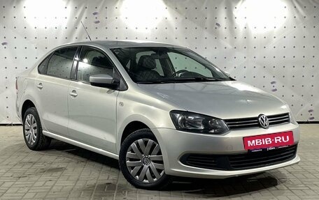 Volkswagen Polo VI (EU Market), 2012 год, 850 000 рублей, 2 фотография