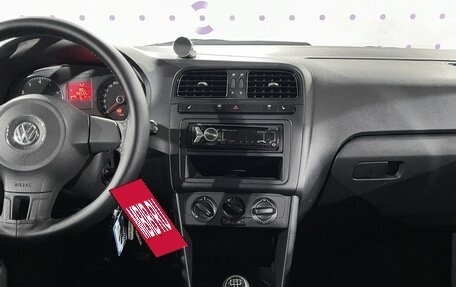 Volkswagen Polo VI (EU Market), 2012 год, 850 000 рублей, 16 фотография