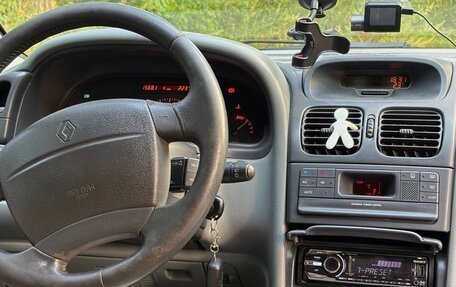 Renault Laguna II, 1999 год, 370 000 рублей, 7 фотография