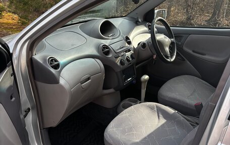 Toyota Platz, 2000 год, 270 000 рублей, 8 фотография