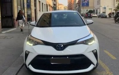 Toyota C-HR I рестайлинг, 2022 год, 1 650 000 рублей, 1 фотография
