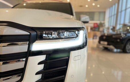 Toyota Land Cruiser, 2025 год, 16 800 000 рублей, 9 фотография