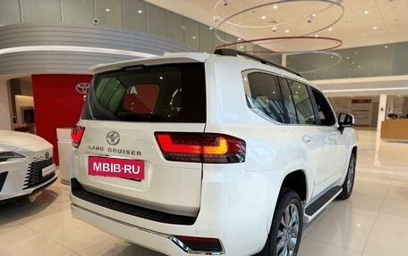 Toyota Land Cruiser, 2025 год, 16 800 000 рублей, 5 фотография