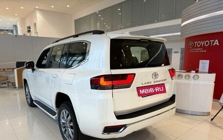 Toyota Land Cruiser, 2025 год, 16 800 000 рублей, 3 фотография