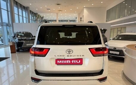 Toyota Land Cruiser, 2025 год, 16 800 000 рублей, 4 фотография