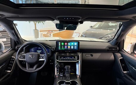 Toyota Land Cruiser, 2025 год, 16 800 000 рублей, 11 фотография