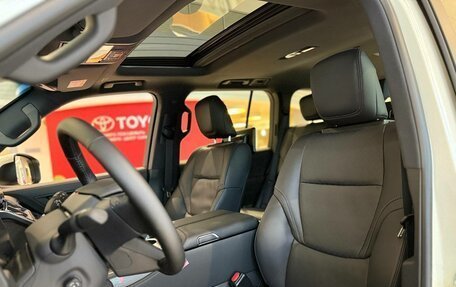 Toyota Land Cruiser, 2025 год, 16 800 000 рублей, 18 фотография