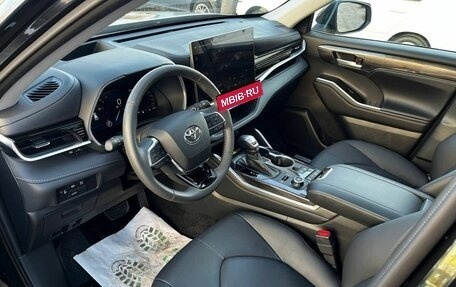 Toyota Highlander, 2025 год, 5 950 000 рублей, 28 фотография