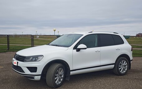 Volkswagen Touareg III, 2016 год, 2 900 000 рублей, 2 фотография