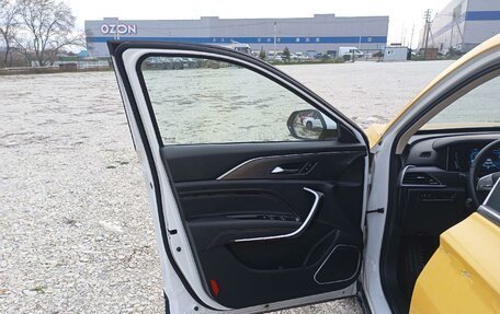 FAW Bestune T77, 2023 год, 1 601 100 рублей, 9 фотография