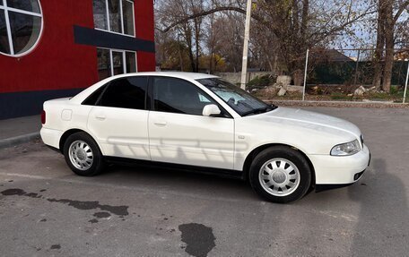 Audi A4, 2000 год, 550 000 рублей, 3 фотография