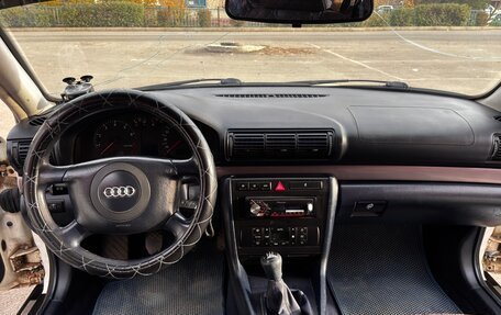 Audi A4, 2000 год, 550 000 рублей, 20 фотография