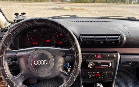 Audi A4, 2000 год, 550 000 рублей, 19 фотография