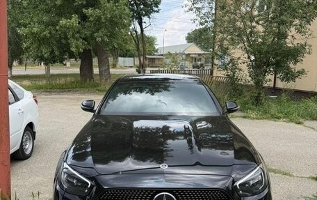 Mercedes-Benz E-Класс, 2022 год, 4 405 000 рублей, 1 фотография