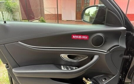 Mercedes-Benz E-Класс, 2022 год, 4 405 000 рублей, 14 фотография