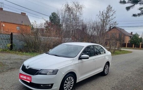Skoda Rapid I, 2018 год, 1 240 000 рублей, 2 фотография