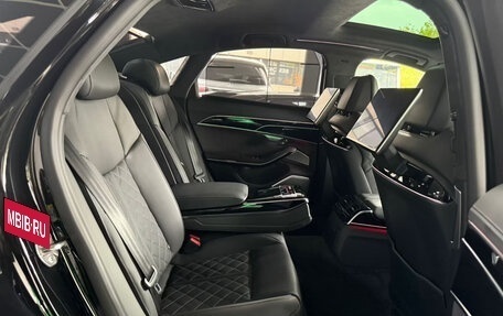 Audi A8, 2025 год, 16 900 000 рублей, 10 фотография