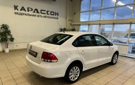 Volkswagen Polo VI (EU Market), 2011 год, 880 000 рублей, 3 фотография