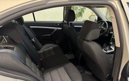 Skoda Octavia, 2011 год, 990 000 рублей, 10 фотография