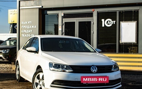 Volkswagen Jetta VI, 2015 год, 999 000 рублей, 2 фотография