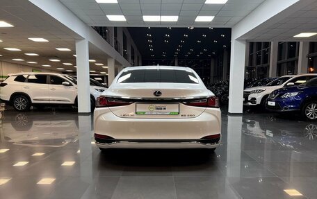 Lexus ES VII, 2019 год, 3 595 000 рублей, 4 фотография