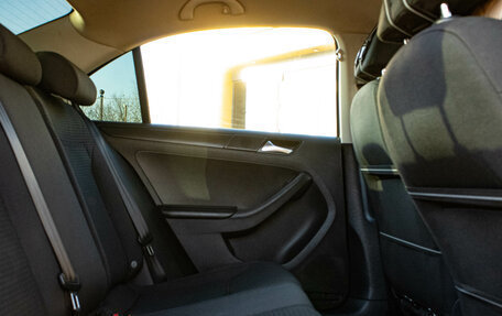 Volkswagen Jetta VI, 2015 год, 999 000 рублей, 14 фотография