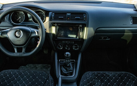 Volkswagen Jetta VI, 2015 год, 999 000 рублей, 16 фотография