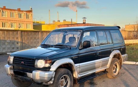 Mitsubishi Pajero III рестайлинг, 1994 год, 270 000 рублей, 1 фотография