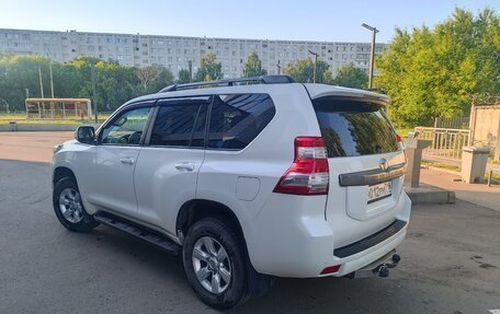 Toyota Land Cruiser Prado 150 рестайлинг 2, 2015 год, 3 400 000 рублей, 5 фотография
