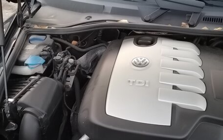 Volkswagen Touareg III, 2009 год, 1 100 000 рублей, 13 фотография