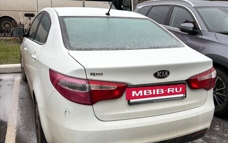 KIA Rio III рестайлинг, 2013 год, 850 000 рублей, 4 фотография