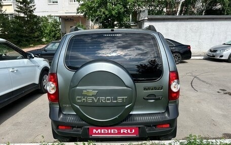 Chevrolet Niva I рестайлинг, 2015 год, 695 000 рублей, 4 фотография