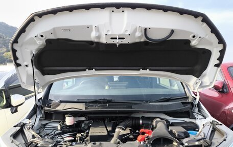 Honda Stepwgn, 2022 год, 2 400 000 рублей, 15 фотография