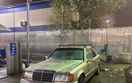 Mercedes-Benz W124, 1985 год, 150 000 рублей, 1 фотография