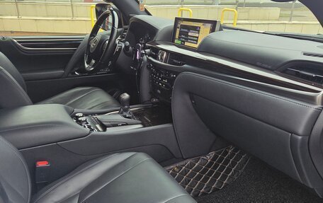 Lexus LX III, 2020 год, 11 000 000 рублей, 7 фотография