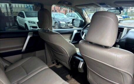 Toyota Land Cruiser Prado 150 рестайлинг 2, 2009 год, 2 350 000 рублей, 3 фотография
