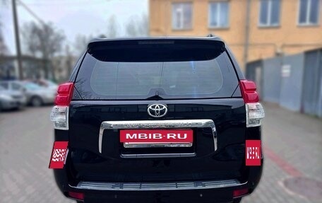 Toyota Land Cruiser Prado 150 рестайлинг 2, 2009 год, 2 350 000 рублей, 16 фотография