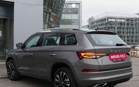 Skoda Kodiaq I, 2025 год, 4 850 000 рублей, 6 фотография