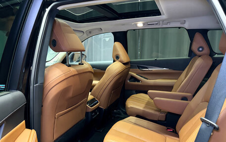 Infiniti QX60, 2025 год, 6 500 000 рублей, 39 фотография