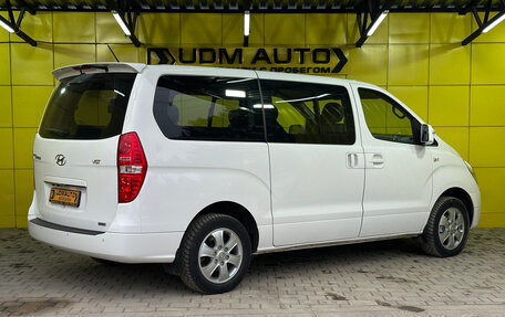 Hyundai Grand Starex Grand Starex I рестайлинг 2, 2018 год, 2 790 000 рублей, 5 фотография